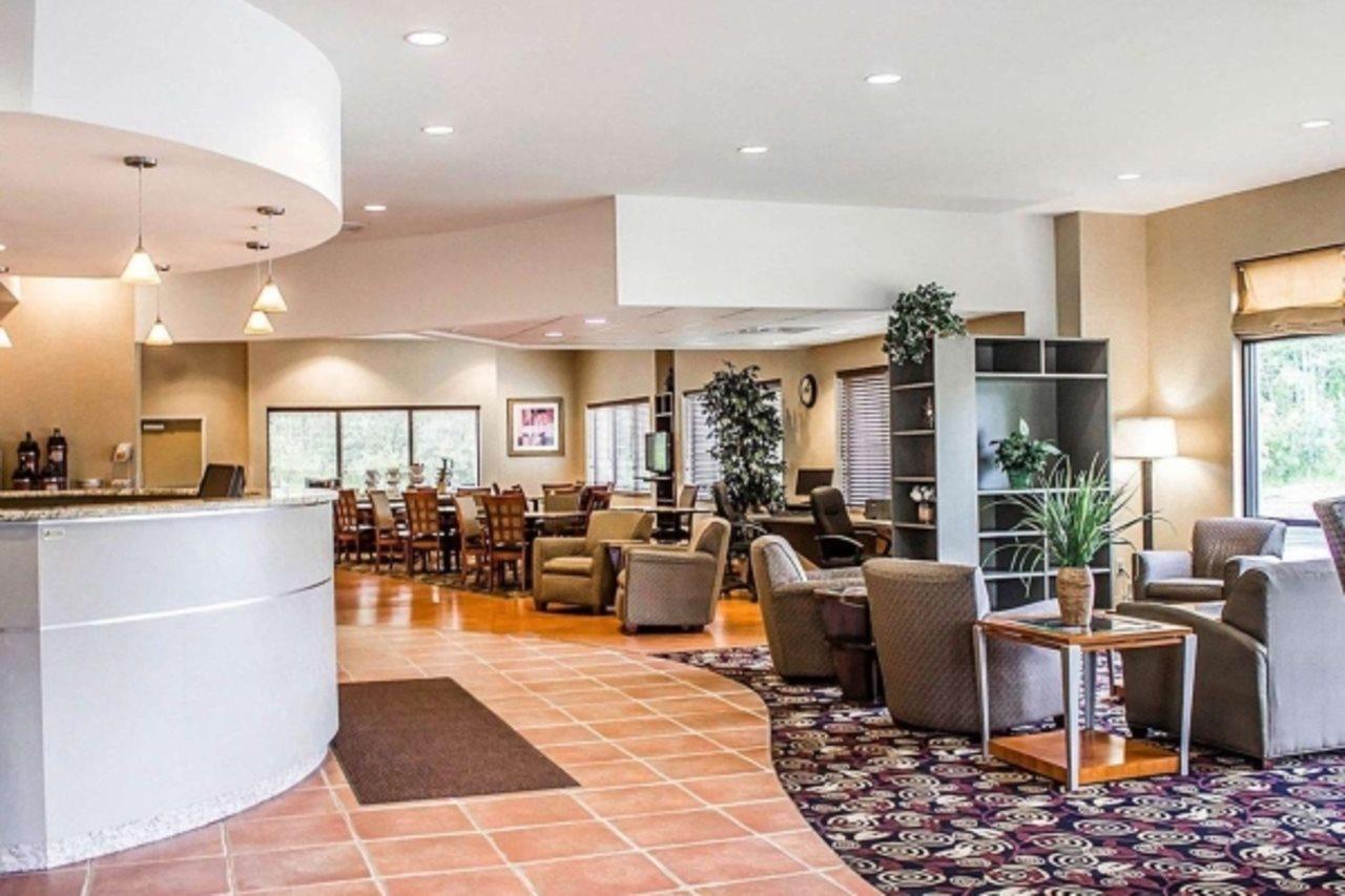 Holiday Inn - Cheshire - Southington By Ihg Экстерьер фото