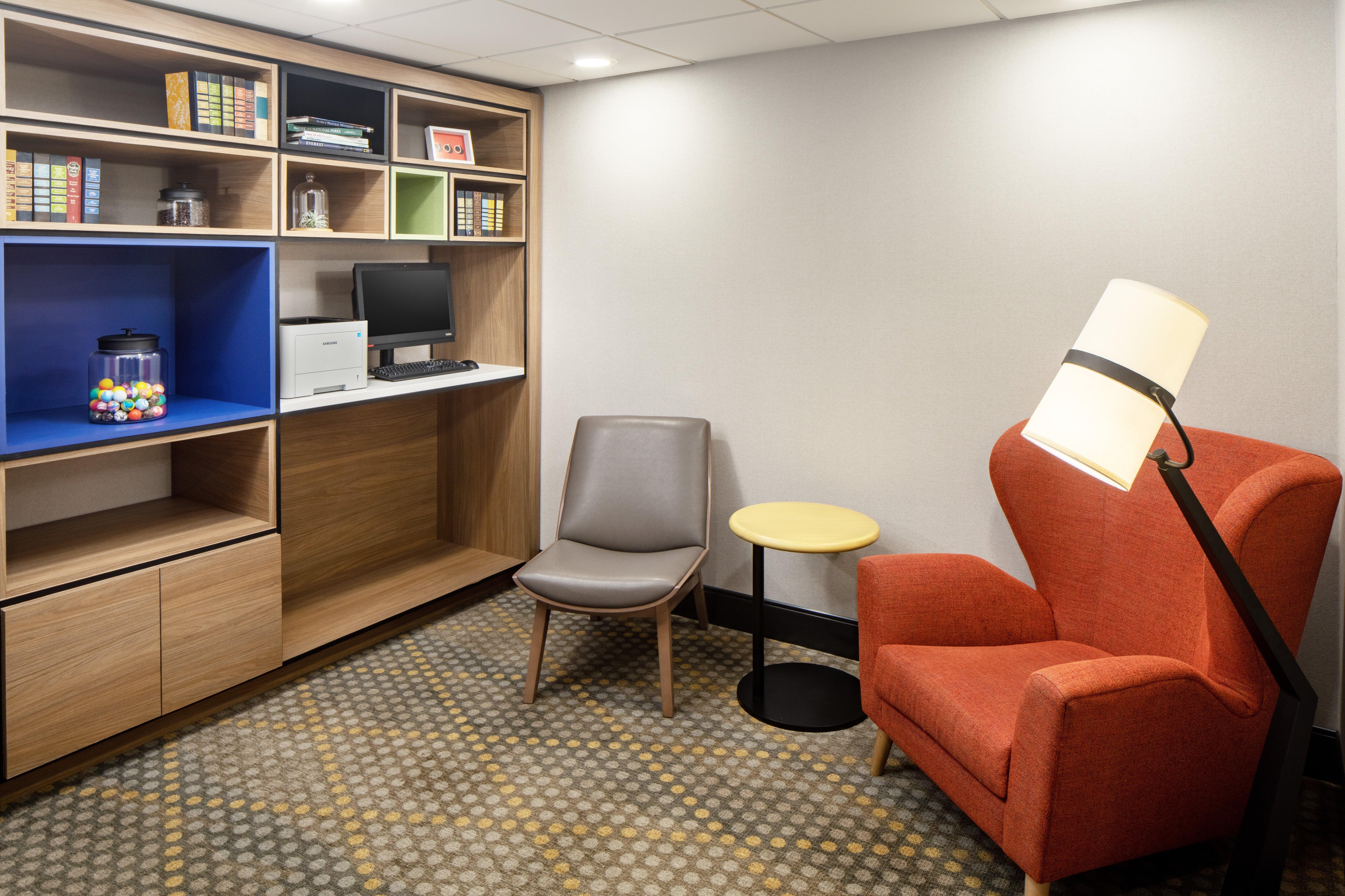 Holiday Inn - Cheshire - Southington By Ihg Экстерьер фото